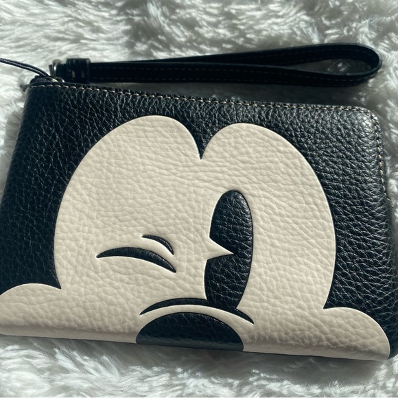 Disney X Coach Corner Zip Wristlet With Wink Mickey Mouse - Picture 6 of 13